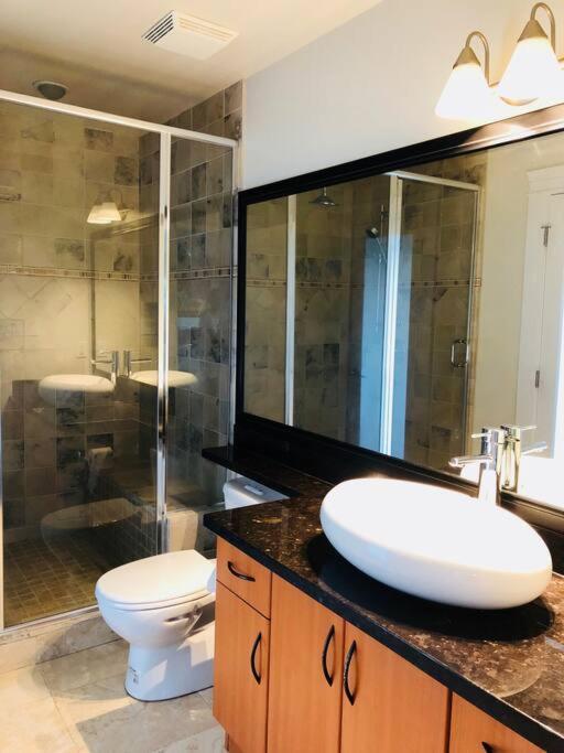 Saanichton Waterfront 2Br Suite With Superb Views Esterno foto