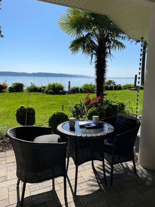 Saanichton Waterfront 2Br Suite With Superb Views Esterno foto